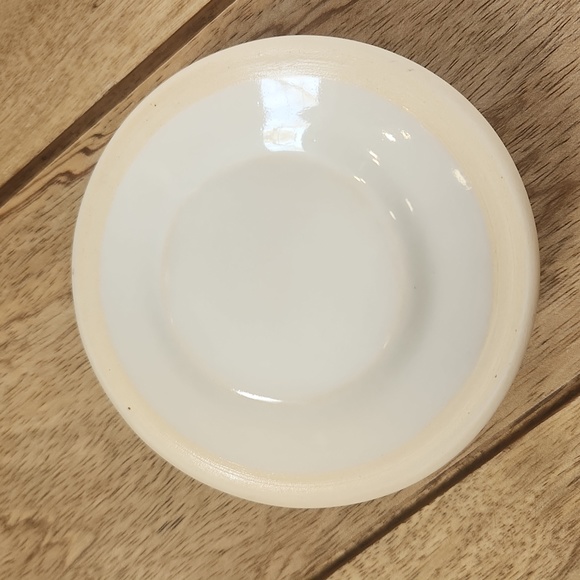 Vintage Pottery Jar with Lid - Picture 7 of 8